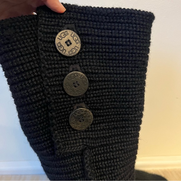 Ugg Classic Cardi Black sweater boots Women’s Sz 7 - Picture 8 of 16